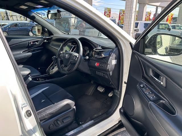 ハリアー エレガンス G’s 純正SDナビ/サンルーフ/ステアリングアシステッド・ビークルスタビリティコントロール/ドライブレコーダー/バックカメラ/Bluetooth/MT付AT/4WD/寒冷地仕様/純正アルミ(36枚目)