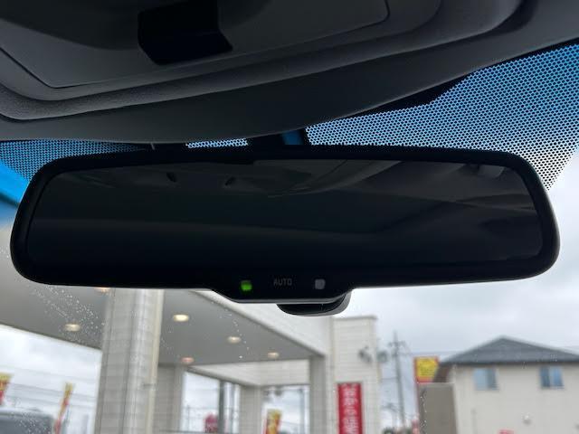 クラウン アスリートG-T 純正SDナビ/シートヒーター/エアシート/サンルーフ/BSM/レーダークルーズコントロール/ドラレコ/メモリーシート/Bluetooth/パワーシート/バックカメラ/クリアランスソナー/カーテシライト(32枚目)