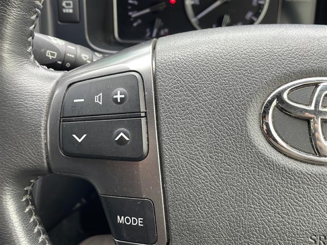 ハイエースバン スーパーGL ダーク プライムII 純正SDナビ/Bluetooth/フルセグTV/衝突軽減ブレーキ/車線逸脱警報装置/クリアランスソナー/パーキングサポートサポートブレーキ/プッシュスタート/全方位カメラ(9枚目)