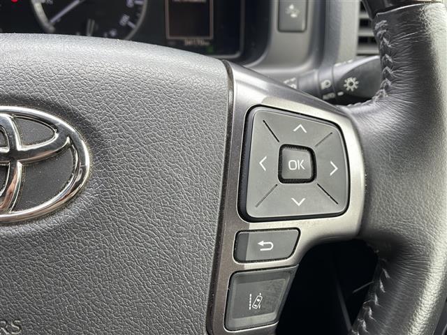 ハイエースバン スーパーGL ダーク プライムII 純正SDナビ/Bluetooth/フルセグTV/衝突軽減ブレーキ/車線逸脱警報装置/クリアランスソナー/パーキングサポートサポートブレーキ/プッシュスタート/全方位カメラ(10枚目)