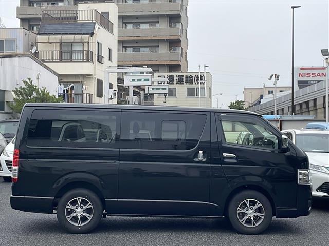ハイエースバン スーパーGL ダーク プライムII 純正SDナビ/Bluetooth/フルセグTV/衝突軽減ブレーキ/車線逸脱警報装置/クリアランスソナー/パーキングサポートサポートブレーキ/プッシュスタート/全方位カメラ(26枚目)