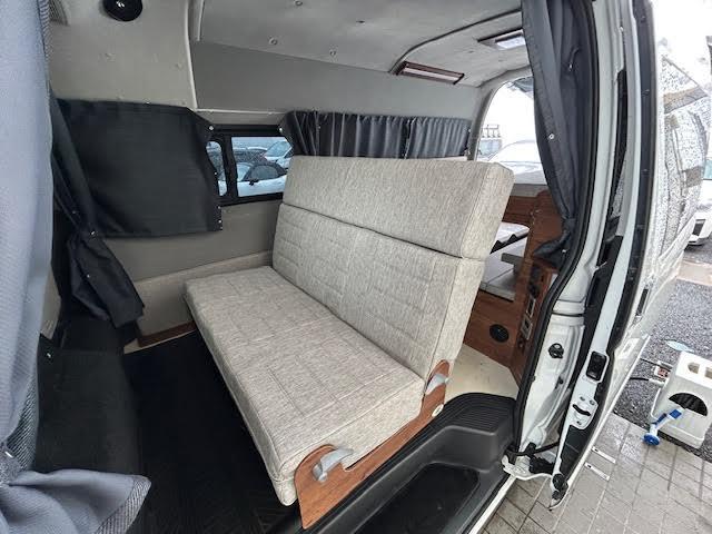 ハイエースバン キャンピング FFヒーター/ブレーキロック/冷蔵庫/シンク/クルコン/フロントスピーカー(アルパイン)/リアスピーカー(パイオニア)/ナイトビジョン/Bluetooth/全方位カメラ/盗難防止装置/ETC(21枚目)