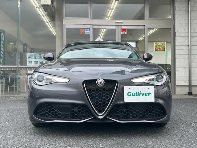 ジュリア ヴェローチェ ワンオーナー/メーカーナビ/harman/kardonプレミアムオーディオシステム/アダプティブクルーズコントロール/レッドスポーツ革シート/ステアリングヒーター/シートヒーター/BSM(2枚目)