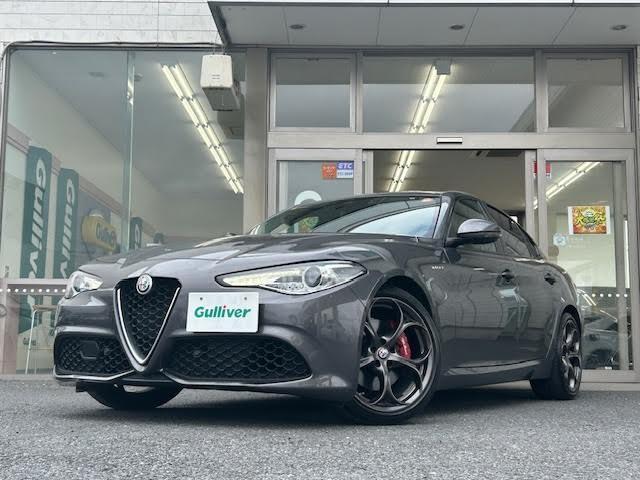 ジュリア ヴェローチェ ワンオーナー/メーカーナビ/harman/kardonプレミアムオーディオシステム/アダプティブクルーズコントロール/レッドスポーツ革シート/ステアリングヒーター/シートヒーター/BSM(4枚目)