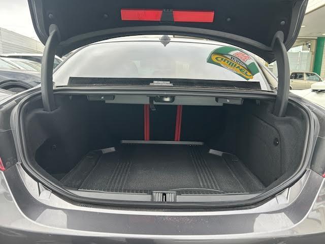 ジュリア ヴェローチェ ワンオーナー/メーカーナビ/harman/kardonプレミアムオーディオシステム/アダプティブクルーズコントロール/レッドスポーツ革シート/ステアリングヒーター/シートヒーター/BSM(12枚目)