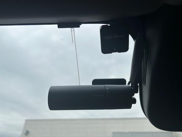 ジュリア ヴェローチェ ワンオーナー/メーカーナビ/harman/kardonプレミアムオーディオシステム/アダプティブクルーズコントロール/レッドスポーツ革シート/ステアリングヒーター/シートヒーター/BSM(32枚目)