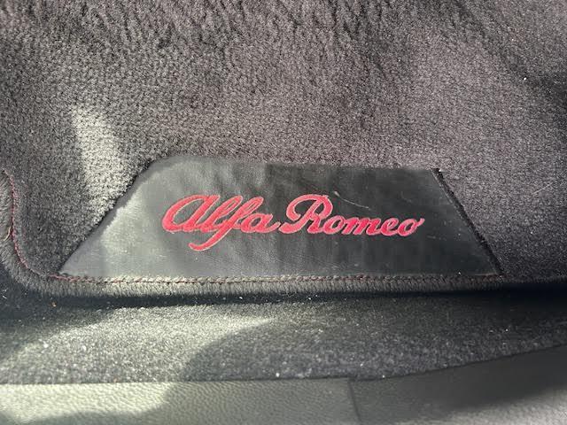 ジュリア ヴェローチェ ワンオーナー/メーカーナビ/harman/kardonプレミアムオーディオシステム/アダプティブクルーズコントロール/レッドスポーツ革シート/ステアリングヒーター/シートヒーター/BSM(34枚目)