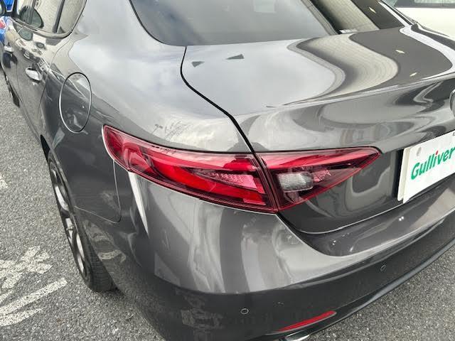 ジュリア ヴェローチェ ワンオーナー/メーカーナビ/harman/kardonプレミアムオーディオシステム/アダプティブクルーズコントロール/レッドスポーツ革シート/ステアリングヒーター/シートヒーター/BSM(39枚目)