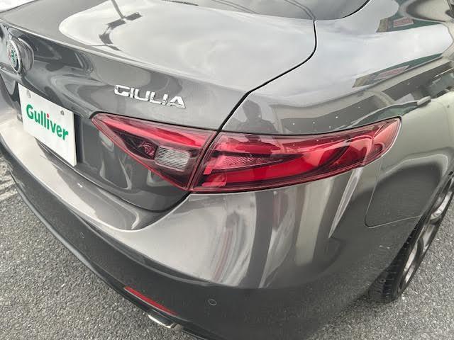 ジュリア ヴェローチェ ワンオーナー/メーカーナビ/harman/kardonプレミアムオーディオシステム/アダプティブクルーズコントロール/レッドスポーツ革シート/ステアリングヒーター/シートヒーター/BSM(40枚目)