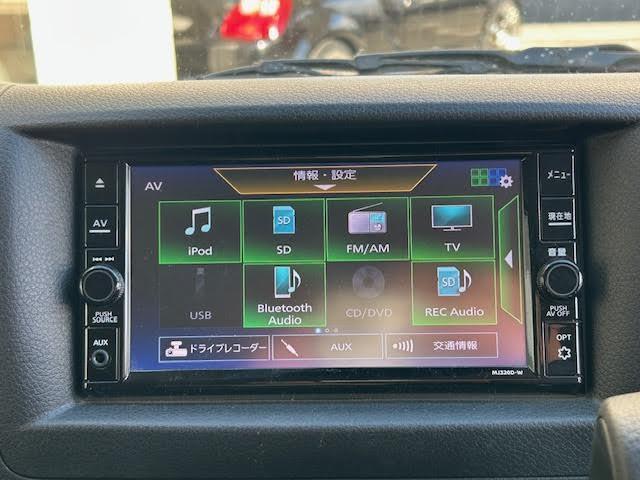 ＮＶ３５０キャラバンバン ロングプレミアムＧＸ　ワンオーナー　衝突被害軽減ブレーキ　純正メモリナビ　ＭＪ３２０Ｄ－Ｗ　アラウンドビューモニター　社外ベットキッド　両側オートクロージャー　純正前後ドライブレコーダー　ＥＴＣ（17枚目）