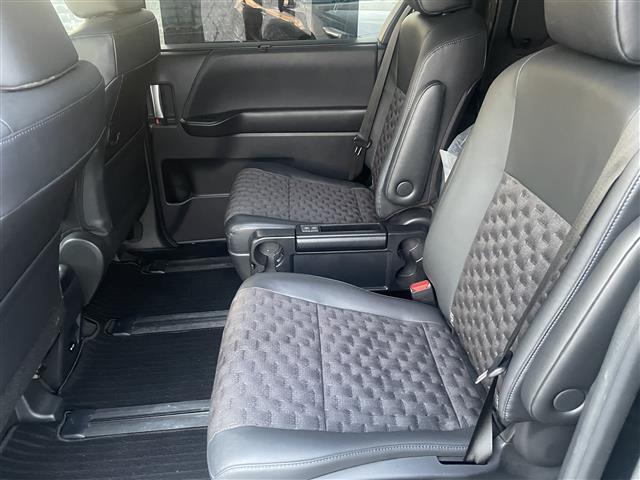 ヴォクシー ハイブリッドＳ－Ｚ（11枚目）