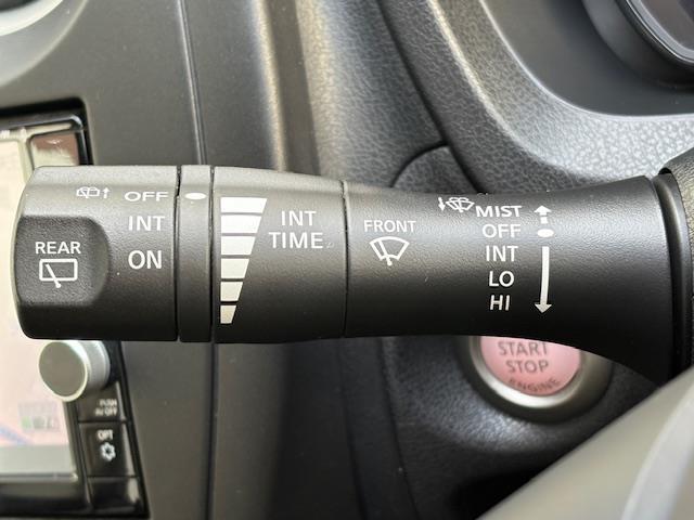 ノート Ｘ　／純正メモリナビ／フルセグＴＶ・Ｂｌｕｅｔｏｏｔｈ・ＣＤ・ＤＶＤ・ＡＭ・ＦＭ／バックカメラ／アラウンドビューモニター／レーンキープアシスト／プリクラッシュセーフティ／電格ウインカーミラー（7枚目）