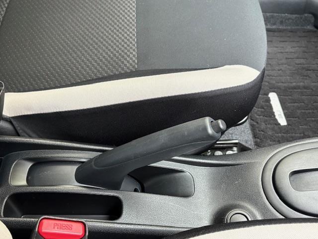 ノート Ｘ　／純正メモリナビ／フルセグＴＶ・Ｂｌｕｅｔｏｏｔｈ・ＣＤ・ＤＶＤ・ＡＭ・ＦＭ／バックカメラ／アラウンドビューモニター／レーンキープアシスト／プリクラッシュセーフティ／電格ウインカーミラー（24枚目）