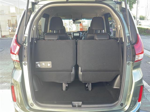 フリードハイブリッド ハイブリッド・クロスターホンダセンシング 禁煙車 ワンオーナー 純正ナビ【VXM-224VFi】 バックカメラ フルセグTV ブルートゥース ホンダセンシング ルーフレール 合皮+ファブリックシート 前席シートヒーター ETC 純フロアマット(11枚目)