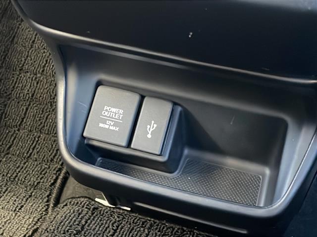 フリードハイブリッド ハイブリッド・クロスターホンダセンシング 禁煙車 ワンオーナー 純正ナビ【VXM-224VFi】 バックカメラ フルセグTV ブルートゥース ホンダセンシング ルーフレール 合皮+ファブリックシート 前席シートヒーター ETC 純フロアマット(38枚目)