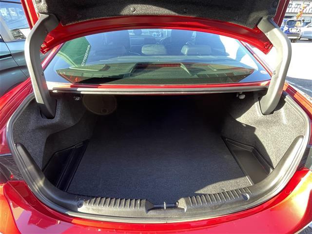 アテンザセダン XD Lパッケージ /ワンオーナー/クルーズコントロール/イモビライザー/衝突回避支援システム/誤発進抑制防止装置/ETC/レザーシート/プッシュスタート/パドルシフト/電動格納ミラー/オートエアコン(8枚目)