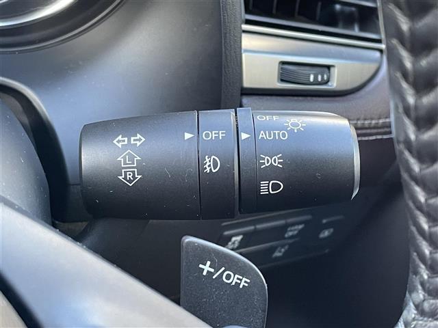 アテンザセダン XD Lパッケージ /ワンオーナー/クルーズコントロール/イモビライザー/衝突回避支援システム/誤発進抑制防止装置/ETC/レザーシート/プッシュスタート/パドルシフト/電動格納ミラー/オートエアコン(20枚目)