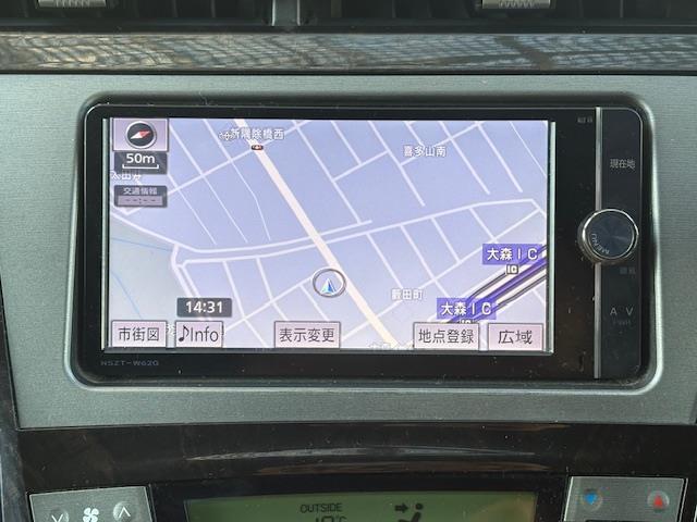 プリウス Ｓマイコーデ　禁煙車　保証書　取扱説明書　記録簿　ステアリングスイッチ　ワンオーナー　純正フロアマット　純正ドアバイザー　電格格納ミラー　ＩＳＯＦＩＸ　盗難防止システム　衝突安全ボディー　バックカメラ（2枚目）