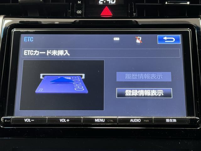 プレミアム　ＥＳＣ　ＬＥＤヘッドライト　地デジ　Ｂカメラ　記録簿あり　パワーシート　ＥＴＣ　ドライブレコーダー　スマートキー　アイドリングストップ　ナビＴＶ　アルミホイール　キーレス　メモリーナビ　クルーズＣ(7枚目)