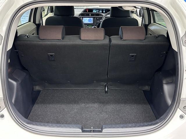 アクア Ｇ　６．３万ｋｍ　加速抑制装置　ＳＤワンセグナビ　バックモニタ　スマートキー　前後ドラレコ　シートヒーター　純正アルミホイール　横滑り防止　電動格納ミラー　オートエアコン　ＢＴ接続　点検記録簿　ＥＴＣ（18枚目）