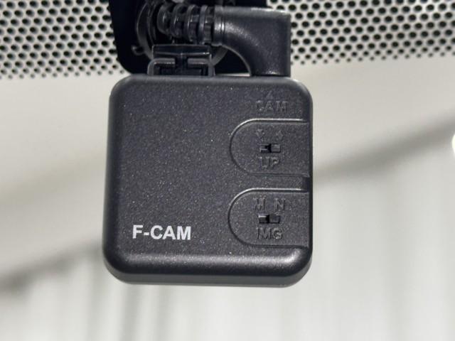 カローラツーリング ハイブリッド ダブルバイビー 追突軽減ブレーキ バックモニタ 横滑防止 スマートキー LEDライト LED シートヒーター エアコン オートクルーズ サイドエアバッグ ETC付 TCフルセグナビ ETC ドラレコ BSM(8枚目)