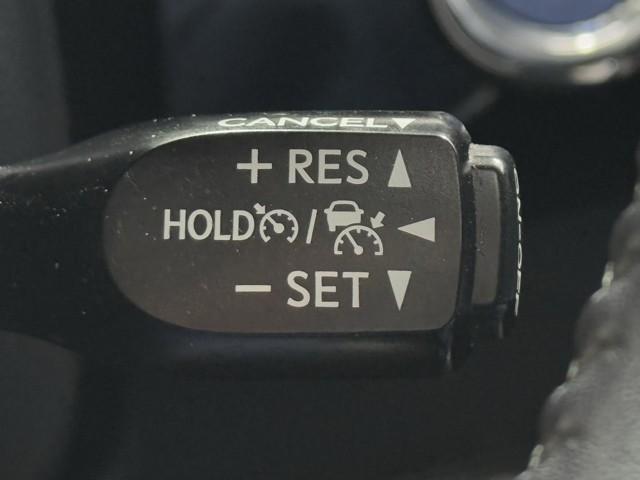 プリウス A 衝突軽減ブレーキシステム Bモニタ 記録簿有 LEDヘッド クルーズコントロール セキュリティー スマートキー パワーステアリング Iストップ ドライブレコーダー ETC アルミホイル オートエアコン(11枚目)