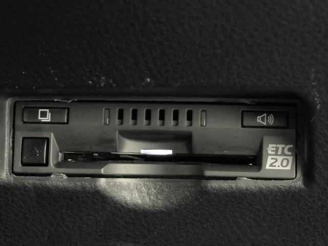 Ｃ－ＨＲ Ｓ　ＧＲスポーツ　点検記録簿　ＡＣ１００Ｖ　バックガイドモニター　ＬＥＤヘッドライト　フルセグＴＶ　クルコン　ドライブレコーダ　ナビ＆ＴＶ　スマートキー　ＥＴＣ　ＥＳＣ　オートエアコン　キーレス　エアバッグ　ＡＷ（9枚目）