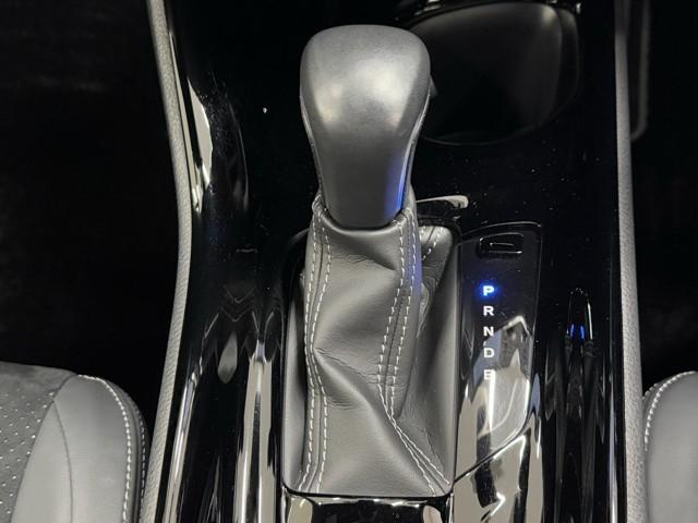 Ｃ－ＨＲ Ｓ　ＧＲスポーツ　点検記録簿　ＡＣ１００Ｖ　バックガイドモニター　ＬＥＤヘッドライト　フルセグＴＶ　クルコン　ドライブレコーダ　ナビ＆ＴＶ　スマートキー　ＥＴＣ　ＥＳＣ　オートエアコン　キーレス　エアバッグ　ＡＷ（11枚目）