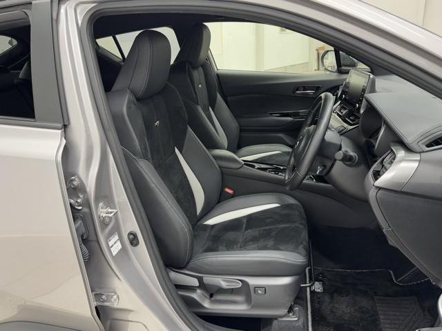 Ｃ－ＨＲ Ｓ　ＧＲスポーツ　点検記録簿　ＡＣ１００Ｖ　バックガイドモニター　ＬＥＤヘッドライト　フルセグＴＶ　クルコン　ドライブレコーダ　ナビ＆ＴＶ　スマートキー　ＥＴＣ　ＥＳＣ　オートエアコン　キーレス　エアバッグ　ＡＷ（14枚目）