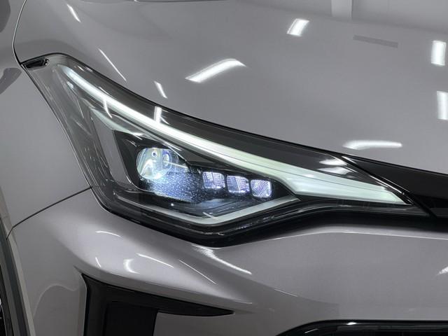 Ｃ－ＨＲ Ｓ　ＧＲスポーツ　点検記録簿　ＡＣ１００Ｖ　バックガイドモニター　ＬＥＤヘッドライト　フルセグＴＶ　クルコン　ドライブレコーダ　ナビ＆ＴＶ　スマートキー　ＥＴＣ　ＥＳＣ　オートエアコン　キーレス　エアバッグ　ＡＷ（17枚目）