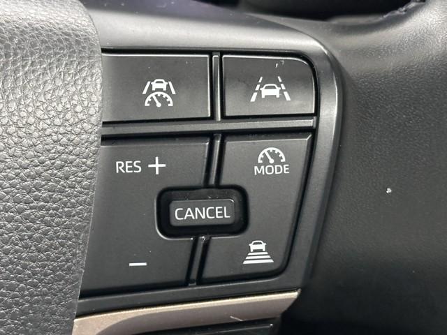 クラウンクロスオーバー Gレザーパッケージ クルーズコントロール パワーシート バックモニター 記録簿 LEDヘッドランプ レザーシート ドラレコ ETC 100V電源 フルセグTV 4WD スマートキー 盗難防止装置 キーレス ABS(12枚目)