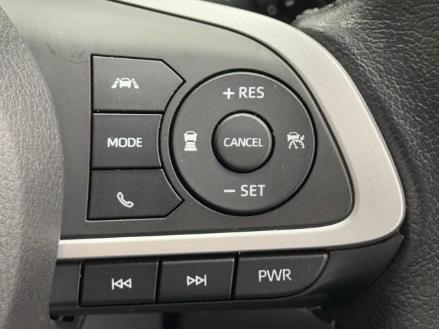 ライズ Ｚ　誤発進抑制機能　エアコン　スマートキー＆プッシュスタート　地デジＴＶ　ドライブレコーダ　ＶＳＡ　盗難防止装置　ミュージックプレイヤー接続可　アイドリングストップ機能　クルコン　バックモニター　キーレス（11枚目）