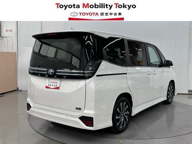 ヴォクシー ハイブリッドＳ－Ｚ　レンタカー使用歴　ＴＳＳ・ＩＣＳ　ＴＣ契約フルセグナビ　バックモニタ　両側パワスラ　スマートキー　ドラレコ　シートヒーター　ＡＣ１５００Ｗ電源　追従クルコン　ＤＶＤ再生　ＢＴ接続　ＵＳＢ　ＥＴＣ２．０（2枚目）