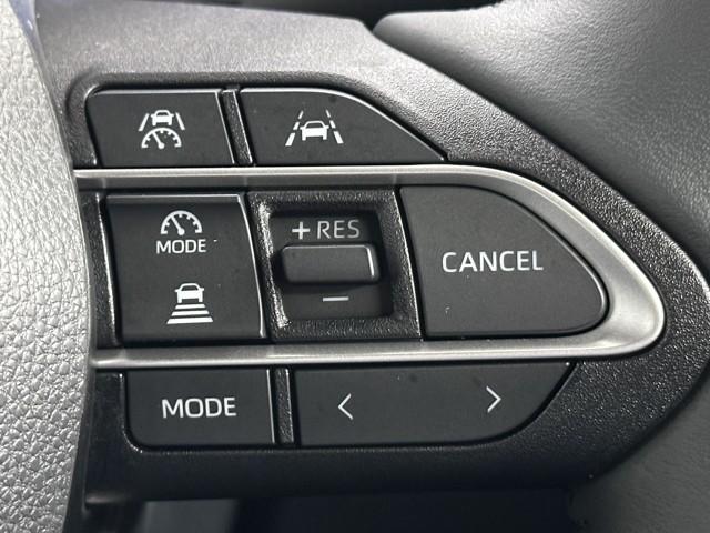 ヴォクシー ハイブリッドＳ－Ｚ　レンタカー使用歴　ＴＳＳ・ＩＣＳ　ＴＣ契約フルセグナビ　バックモニタ　両側パワスラ　スマートキー　ドラレコ　シートヒーター　ＡＣ１５００Ｗ電源　追従クルコン　ＤＶＤ再生　ＢＴ接続　ＵＳＢ　ＥＴＣ２．０（12枚目）