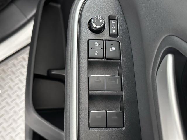 ヴォクシー ハイブリッドＳ－Ｚ　レンタカー使用歴　ＴＳＳ・ＩＣＳ　ＴＣ契約フルセグナビ　バックモニタ　両側パワスラ　スマートキー　ドラレコ　シートヒーター　ＡＣ１５００Ｗ電源　追従クルコン　ＤＶＤ再生　ＢＴ接続　ＵＳＢ　ＥＴＣ２．０（15枚目）