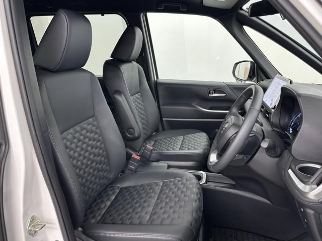 ヴォクシー ハイブリッドＳ－Ｚ　レンタカー使用歴　ＴＳＳ・ＩＣＳ　ＴＣ契約フルセグナビ　バックモニタ　両側パワスラ　スマートキー　ドラレコ　シートヒーター　ＡＣ１５００Ｗ電源　追従クルコン　ＤＶＤ再生　ＢＴ接続　ＵＳＢ　ＥＴＣ２．０（16枚目）