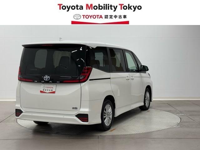 ノア ハイブリッドＳ－Ｇ　両電動ドア　衝突回避ブレーキ　ダブルエアコン　イモビ　クルコン　バックガイドモニター　横滑り防止装置　ＬＥＤヘッドライト　ドライブレコーダー　キーレス　スマートキー　３列シート　アイドリングストップ（2枚目）