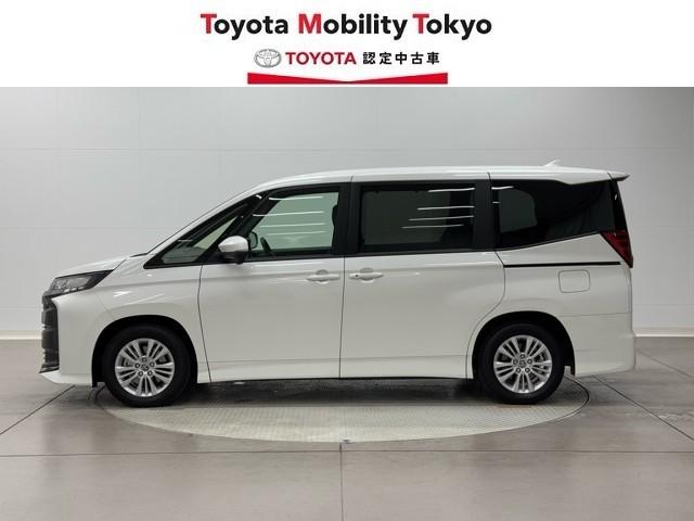 ノア ハイブリッドＳ－Ｇ　両電動ドア　衝突回避ブレーキ　ダブルエアコン　イモビ　クルコン　バックガイドモニター　横滑り防止装置　ＬＥＤヘッドライト　ドライブレコーダー　キーレス　スマートキー　３列シート　アイドリングストップ（3枚目）