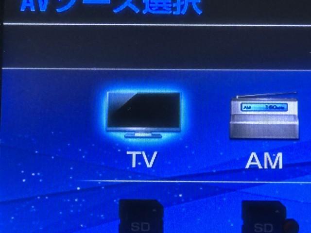 アクア Ｇ　バックモニタ　セキュリティー　メンテナンスノート　デュアルエアバック　ナビＴＶ　Ｉ－ＳＴＯＰ　パワーウィンドウ　サイドエアバッグ　地デジ　ＥＳＣ　ＡＴエアコン　ＡＢＳ　パワーステアリング　アルミ（7枚目）