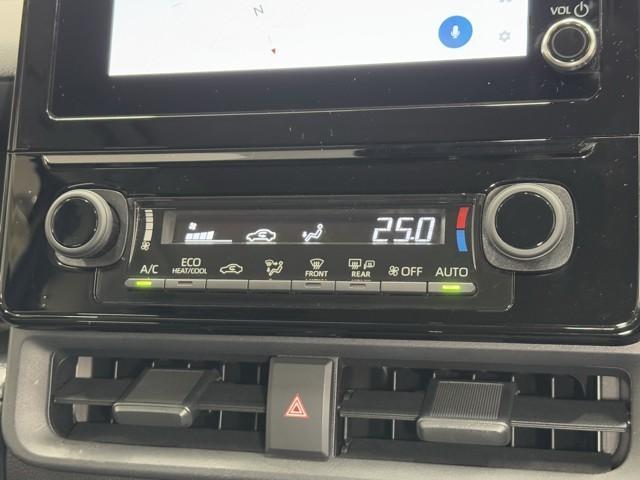 シエンタ Ｇ　７人乗　１オーナー　ＤＡＴＣ契約ナビ　内臓ドラレコ　クルーズＣ　盗難防止システム　両側パワスラ　ＬＥＤ　バックガイドモニター　ドライブレコーダー　オートＡ／Ｃ　ＥＴＣ　３列シート　スマートキー　ＢＳＭ（7枚目）