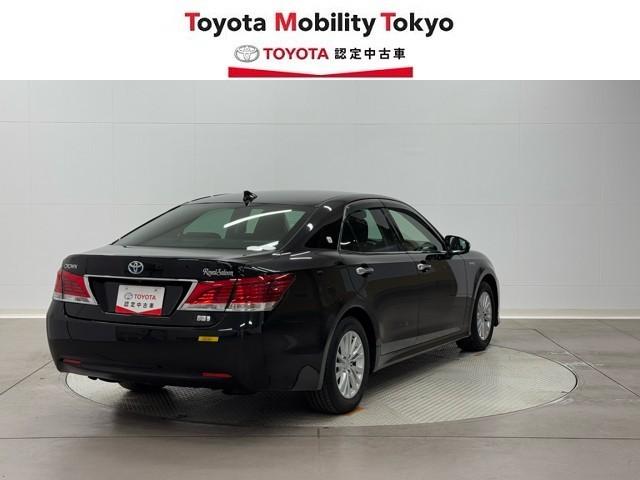 クラウンハイブリッド ロイヤルサルーン　点検記録簿　ＴＣフルセグナビ　Ｂカメラ　ＬＥＤライト　ＤＶＤ再生　盗難防止システム　スマキー　オートクルーズコントロール　パワーシートヒーター　ＥＴＣ　アイスト　アルミホイール　カーテンエアバッグ（2枚目）