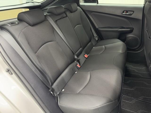 プリウス ＳセーフティプラスＩＩ　２．８万ｋｍ　ＴＳＳ・ＩＣＳ　ＤＡエントリーナビ　全周囲モニター　スマートキー　ドラレコ　ＢＳＭ　クルコン　ＬＥＤライト・フォグ　ＡＣ１５００Ｗ電源　ＢＴ接続　記録簿　ＥＴＣ２．０（15枚目）