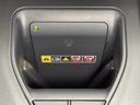 Ｇアドバンスド　衝突軽減装置　フルセグテレビ　クルコン　横滑防止装置　ドライブレコーダー　ＬＥＤヘッドライト　記録簿　Ｂカメラ　Ｐシート　ＥＴＣ　オートエアコン　ＡＣ１００Ｖ電源　ＡＵＸ　エアバッグ　４ＷＤ　キーレス（9枚目）