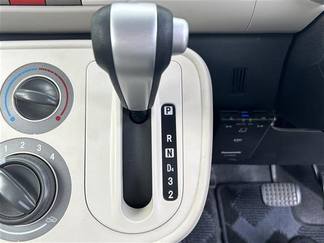 ミラココア ココアL ・社外ナビ(ワンセグテレビ/CD)・ETC・リモコンキー・スペアキー×1・ハロゲンヘッドライト・電動格納ミラー・純正ドアバイザー・フロアマット・取扱説明書(14枚目)