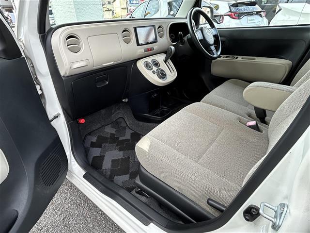 ミラココア ココアL ・社外ナビ(ワンセグテレビ/CD)・ETC・リモコンキー・スペアキー×1・ハロゲンヘッドライト・電動格納ミラー・純正ドアバイザー・フロアマット・取扱説明書(35枚目)