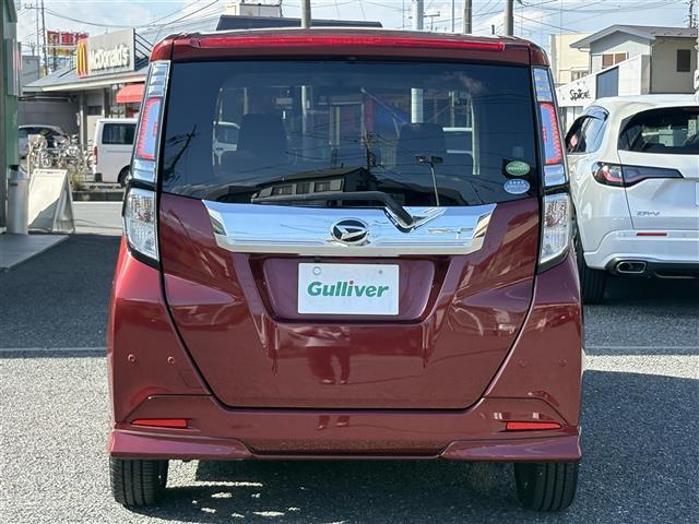 トール カスタムＧ　ターボ　ＳＡＩＩＩ　純正ナビフルセグＴＶ　ＤＶＤ　ＢＴ　ＨＤＭＩ　バックカメラ　ＥＴＣ　ドライブレコーダー　両側パワースライドドア　クルーズコントロール　スマートキー×２　オートライト　ＨＩＤヘットライト　フォグライト（8枚目）