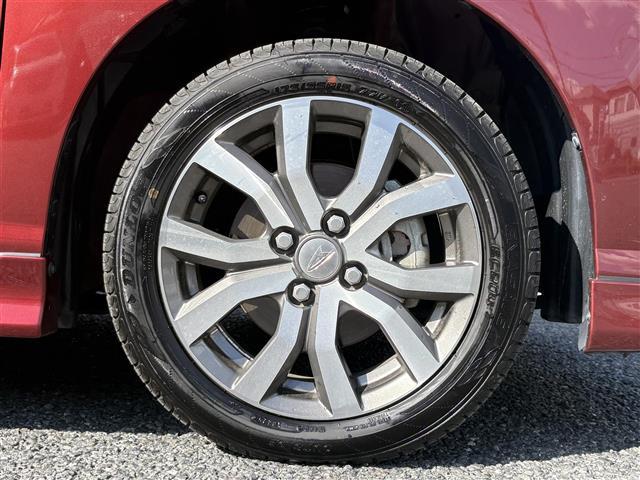 トール カスタムＧ　ターボ　ＳＡＩＩＩ　純正ナビフルセグＴＶ　ＤＶＤ　ＢＴ　ＨＤＭＩ　バックカメラ　ＥＴＣ　ドライブレコーダー　両側パワースライドドア　クルーズコントロール　スマートキー×２　オートライト　ＨＩＤヘットライト　フォグライト（13枚目）