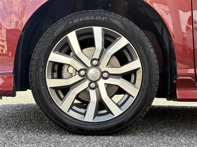 トール カスタムＧ　ターボ　ＳＡＩＩＩ　純正ナビフルセグＴＶ　ＤＶＤ　ＢＴ　ＨＤＭＩ　バックカメラ　ＥＴＣ　ドライブレコーダー　両側パワースライドドア　クルーズコントロール　スマートキー×２　オートライト　ＨＩＤヘットライト　フォグライト（14枚目）