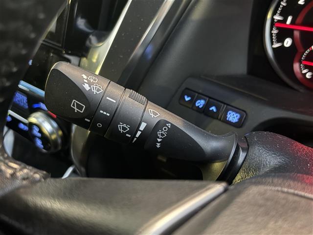 アルファード ２．５Ｓ　ワンオーナー　ディーラー点検記録Ｒ２：３：４：６年　モデリスタエアロ　社外１７インチアルミ　社外１８インチアルミ車載　純正ナビフルセグＴＶ　ＤＶＤ　ＢＴ　ＳＤ　バックカメラ　ドラレコ　ＥＴＣ２．０（9枚目）