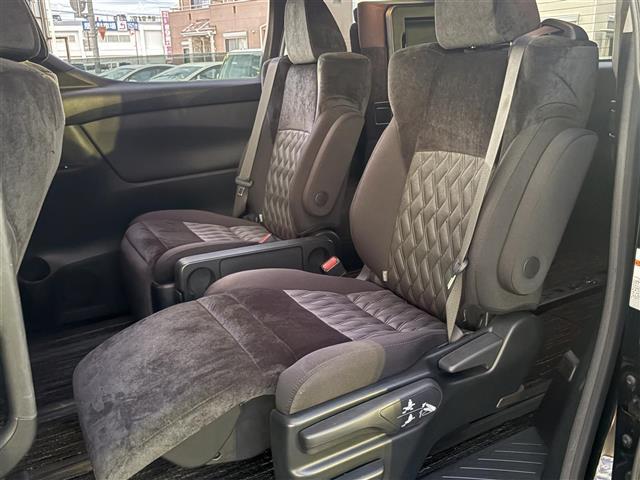 アルファード ２．５Ｓ　ワンオーナー　ディーラー点検記録Ｒ２：３：４：６年　モデリスタエアロ　社外１７インチアルミ　社外１８インチアルミ車載　純正ナビフルセグＴＶ　ＤＶＤ　ＢＴ　ＳＤ　バックカメラ　ドラレコ　ＥＴＣ２．０（26枚目）